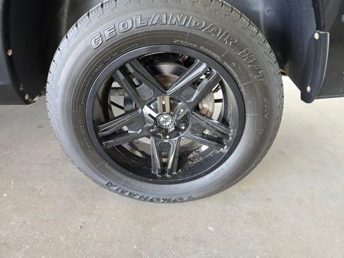 Used 2013 RAM 1500 Big Horn image 12