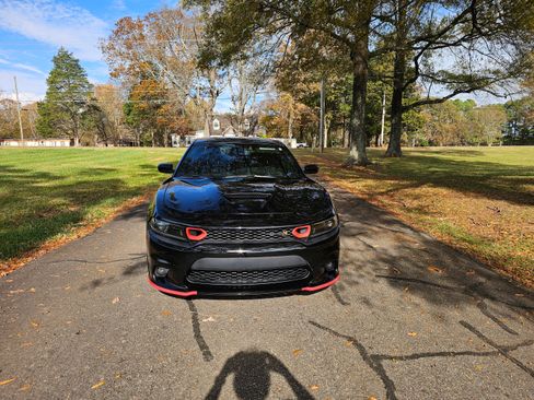 Used 2022 Dodge Charger Scat Pack image 6