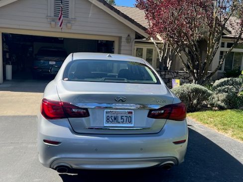 Used 2016 INFINITI Q70 L 3.7 image 10