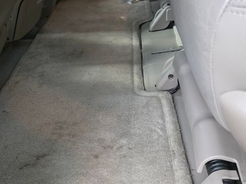 Used 2004 Toyota Sienna XLE Limited image 12