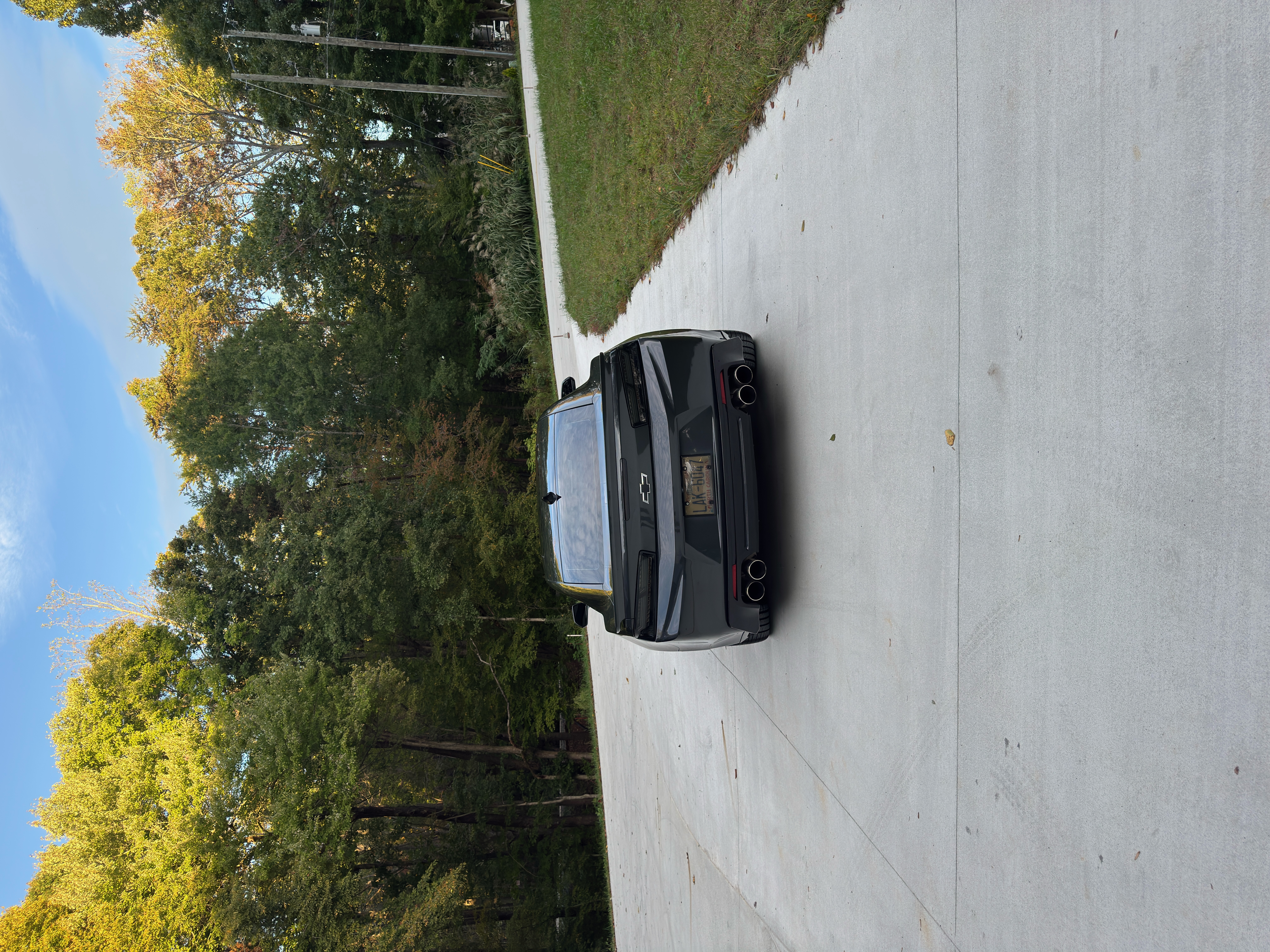 Used 2018 Chevrolet Camaro LT w/ RS Package RWD image 9