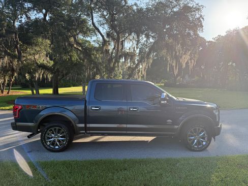 Used 2017 Ford F150 King Ranch w/ Equipment Group 601A Luxury AWD/4WD image 6