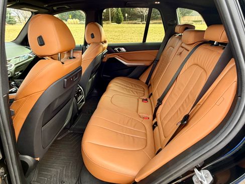 Used 2019 BMW X5 xDrive40i w/ Convenience Package image 6