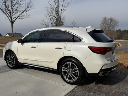 Used 2017 Acura MDX SH-AWD w/ Advance Package image 5