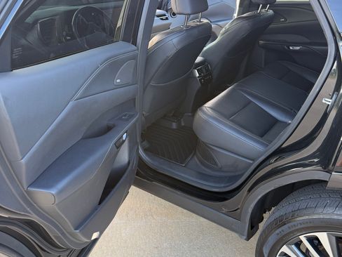 Used 2023 Lexus RX 350 w/ Accessory Package (Z1) AWD/4WD image 15