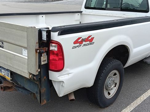 Used 2008 Ford F250 XL image 4