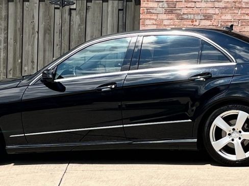 Used 2010 Mercedes-Benz E 350 Sedan image 22