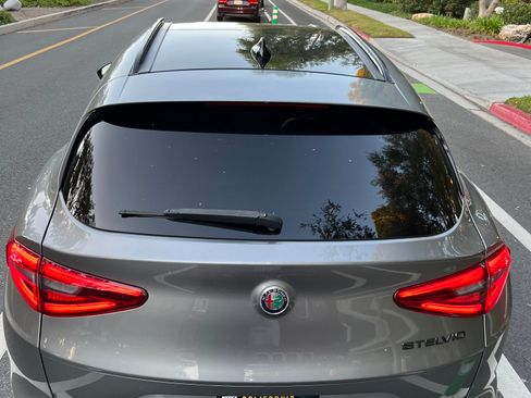 Used 2020 Alfa Romeo Stelvio Sport w/ Quick Order Package 22K Sport image 9