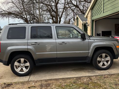 Used 2013 Jeep Patriot Sport w/ PWR Value Group image 2