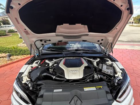 Used 2019 Audi S5 Premium Plus w/ Premium Plus image 13