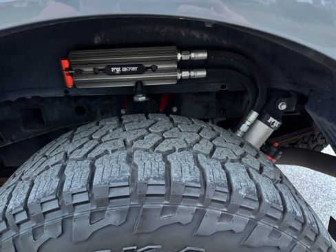 Used 2018 Ford F150 Raptor w/ Equipment Group 802A Luxury image 24