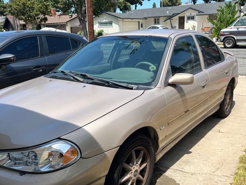 Used 1999 Ford Contour SE FWD image 1