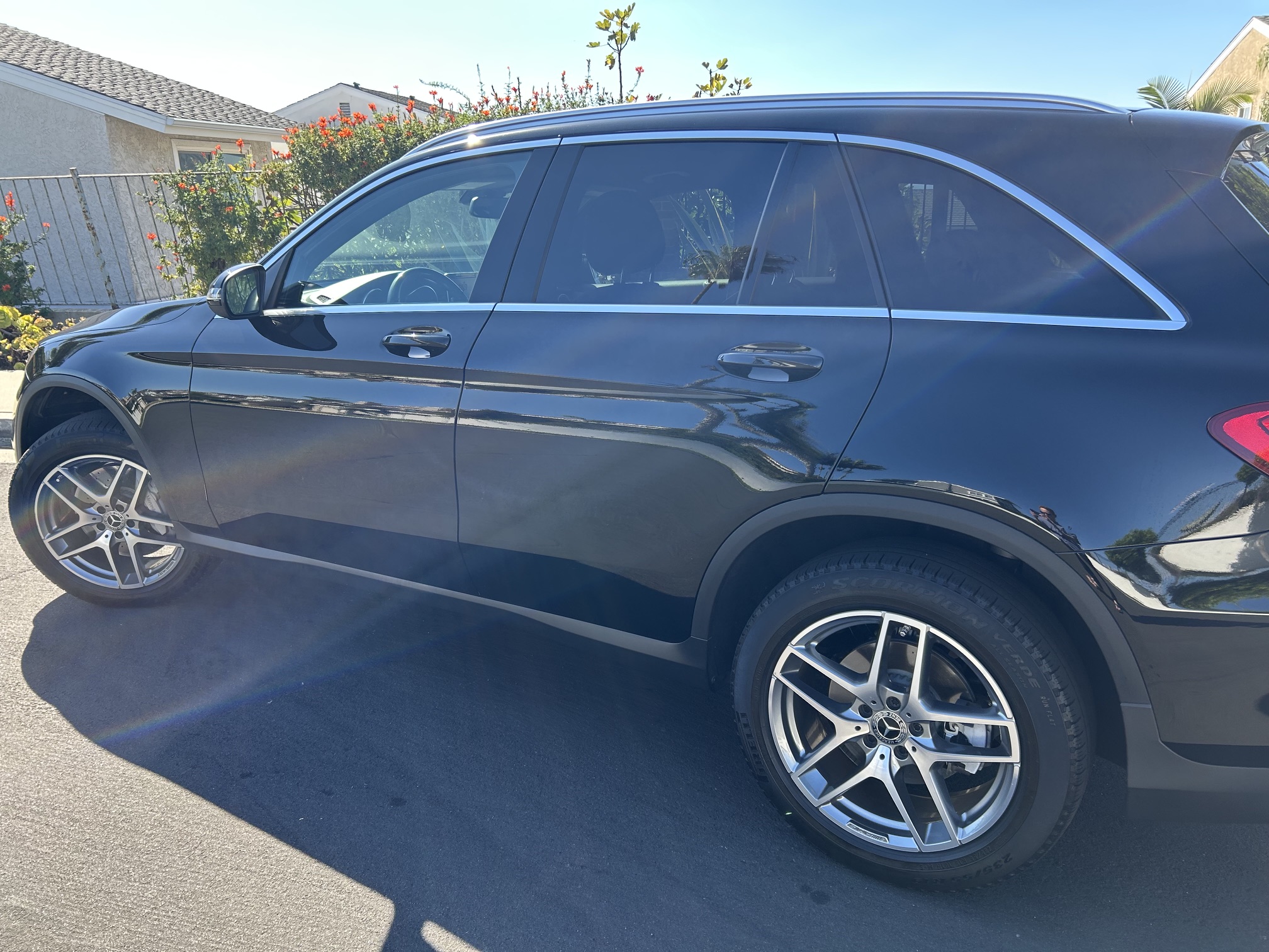 Used 2019 Mercedes-Benz GLC 300 image 4