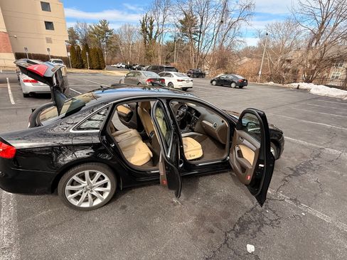 Used 2013 Audi A4 2.0T Premium Plus w/ Premium Plus Pkg image 26