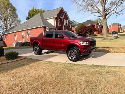 Used 2021 RAM 1500 Big Horn image 1