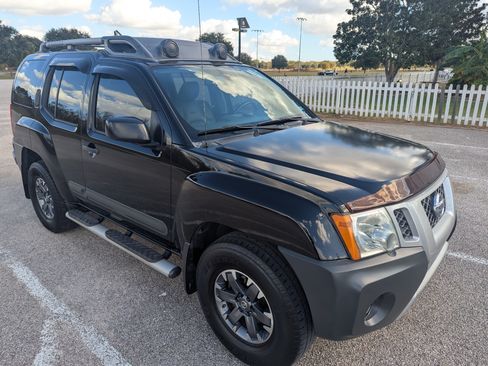 Used 2014 Nissan Xterra PRO-4X image 9