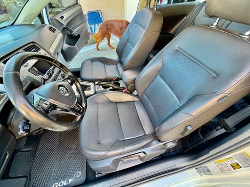 Used 2015 Volkswagen Golf S FWD image 13