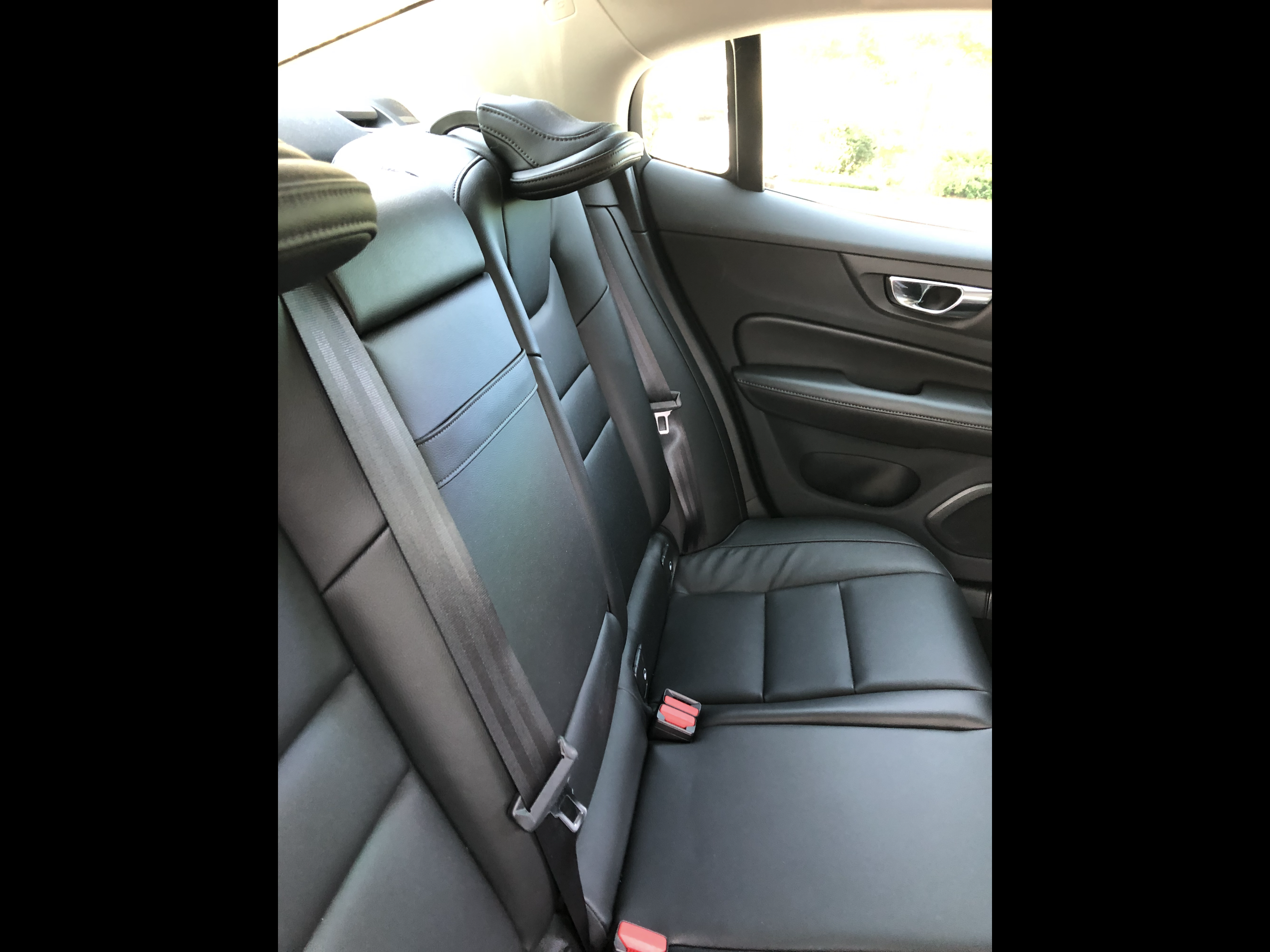 Used 2020 Volvo S60 T5 Momentum FWD image 13