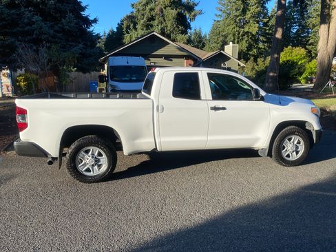 Used 2015 Toyota Tundra SR5 image 15