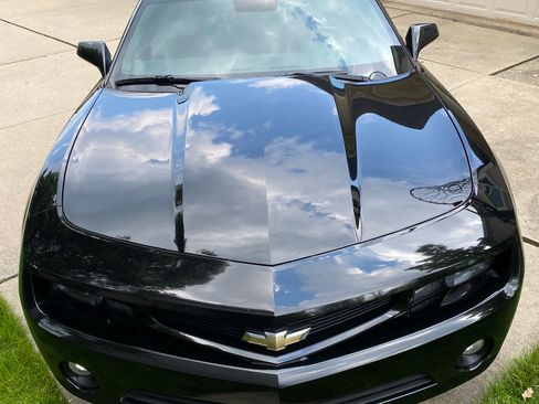 Used 2010 Chevrolet Camaro LT w/ RS Package RWD image 13