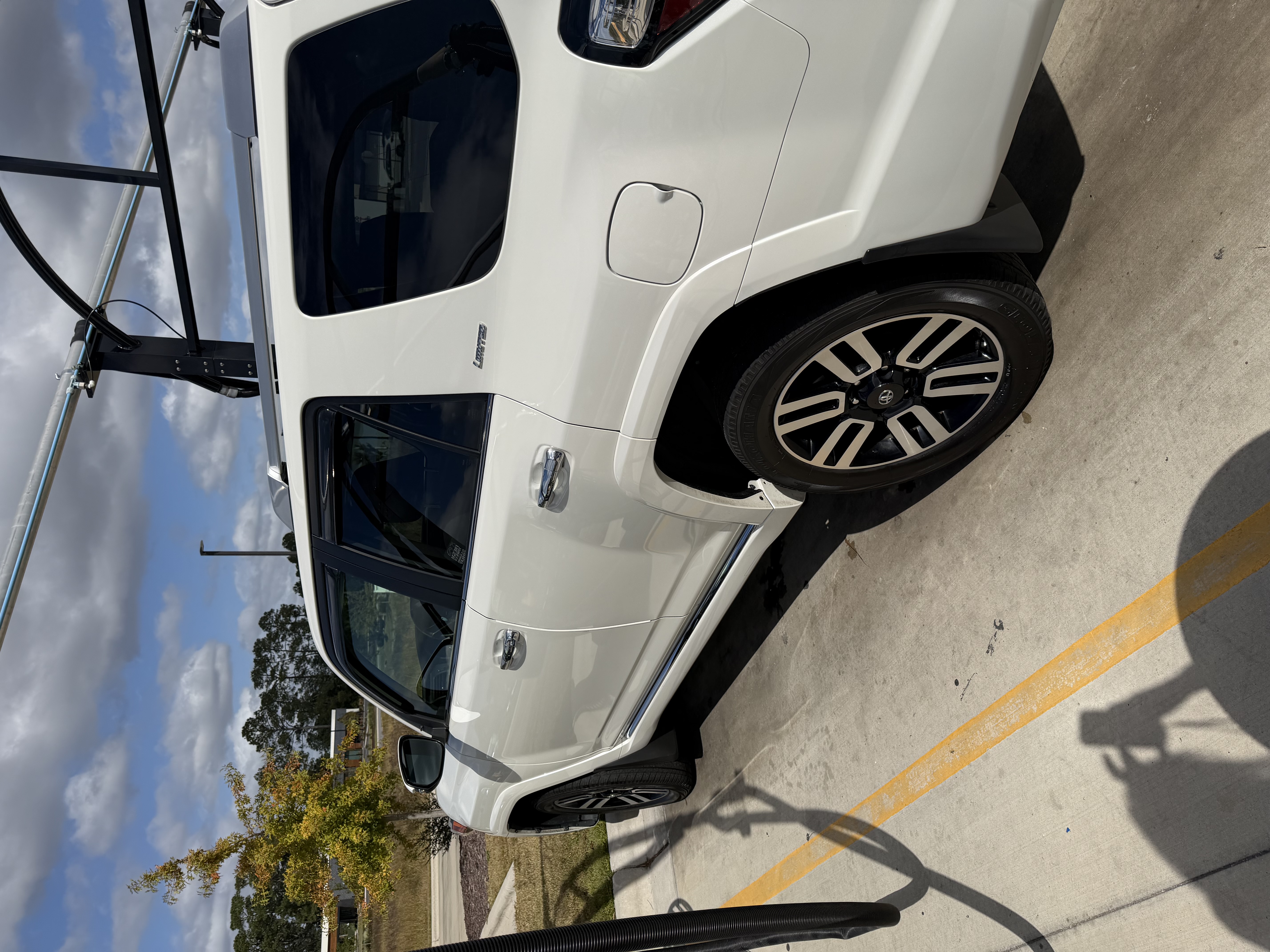 Used 2023 Toyota 4Runner Limited AWD/4WD image 5