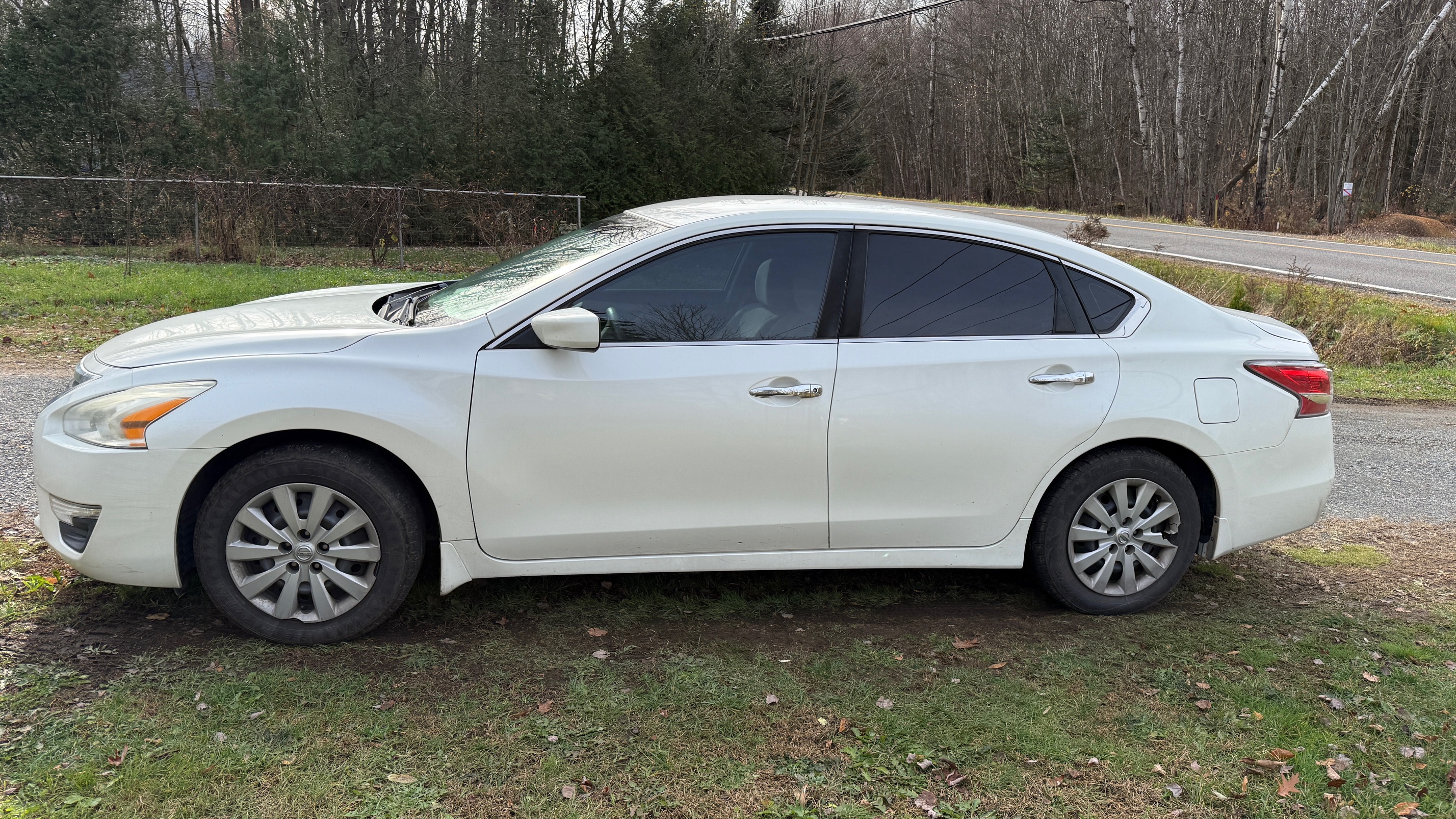 Used 2015 Nissan Altima 2.5 S w/ Power Driver Seat Package FWD image 5