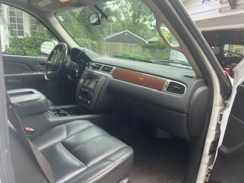 Used 2008 GMC Yukon XL SLT AWD/4WD image 15