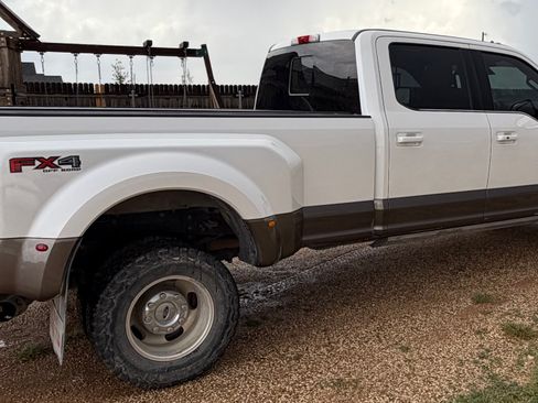 Used 2019 Ford F350 King Ranch w/ King Ranch Ultimate Package AWD/4WD image 2