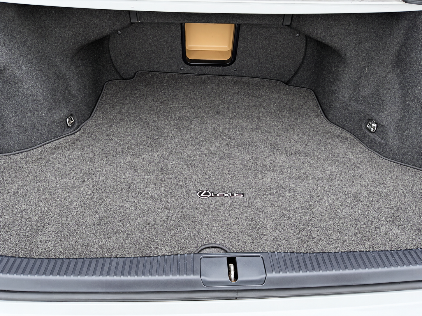 Used 2014 Lexus ES 350 w/ Luxury Package FWD image 15