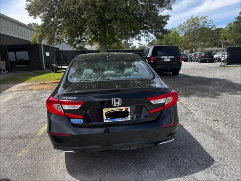 Used 2018 Honda Accord LX image 2