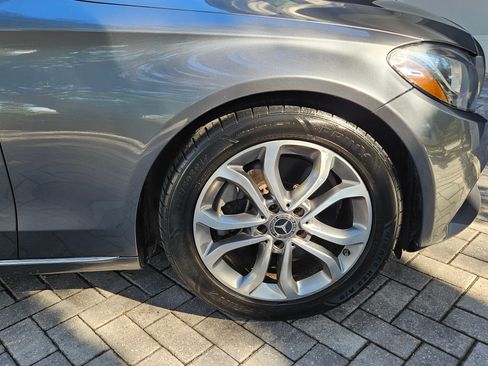 Used 2018 Mercedes-Benz C 300 Sedan image 12