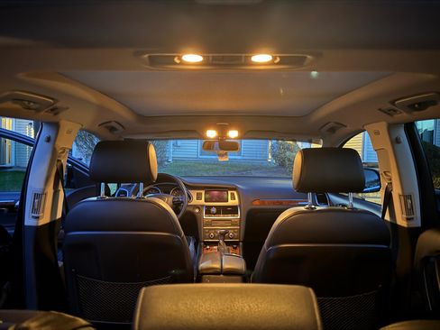 Used 2014 Audi Q7 3.0T Premium Plus w/ Premium Plus Package image 9