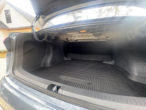 Used 2026 Toyota Corolla LE image 8