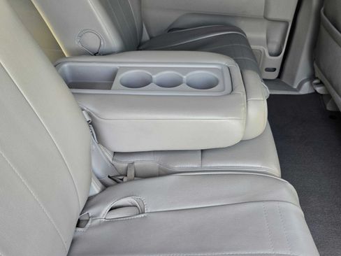 Used 2011 Honda Odyssey Touring image 11