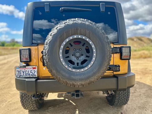 Used 2014 Jeep Wrangler Unlimited Sport AWD/4WD image 5