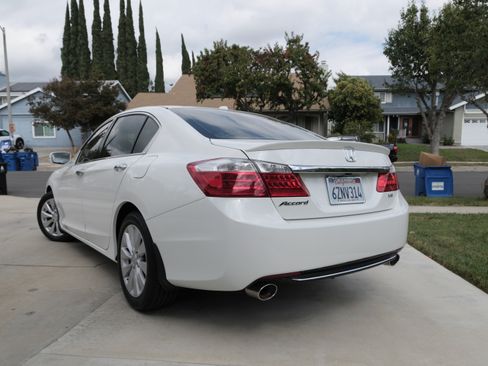 Used 2013 Honda Accord EX-L image 6