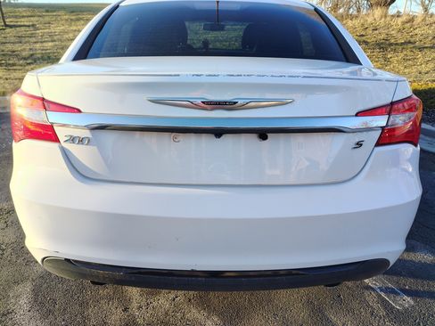 Used 2011 Chrysler 200 S image 12