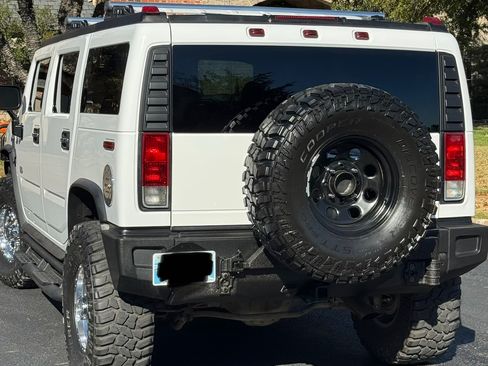Used 2005 HUMMER H2 w/ Preferred Equipment Group AWD/4WD image 5