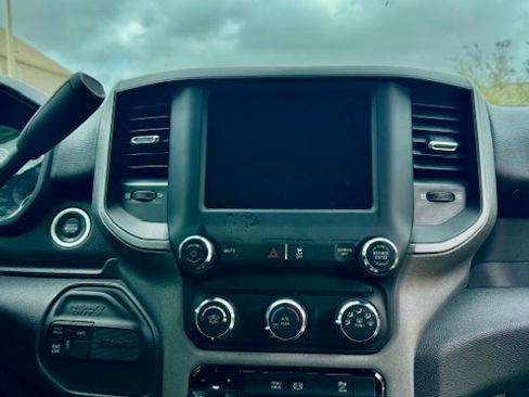 Used 2024 RAM 2500 Tradesman w/ Chrome Appearance Group image 2