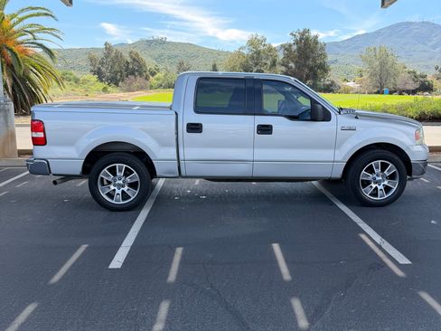 Used 2004 Ford F150 XLT image 8