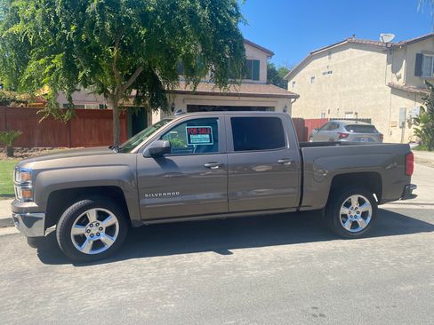 Used 2015 Chevrolet Silverado 1500 LT w/ LT Convenience Package image 5