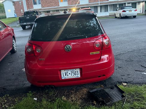 Used 2008 Volkswagen GTI 2.0T 2-Door image 6