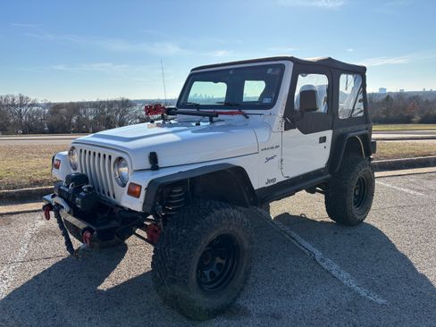 Used 1997 Jeep Wrangler Sport image 4