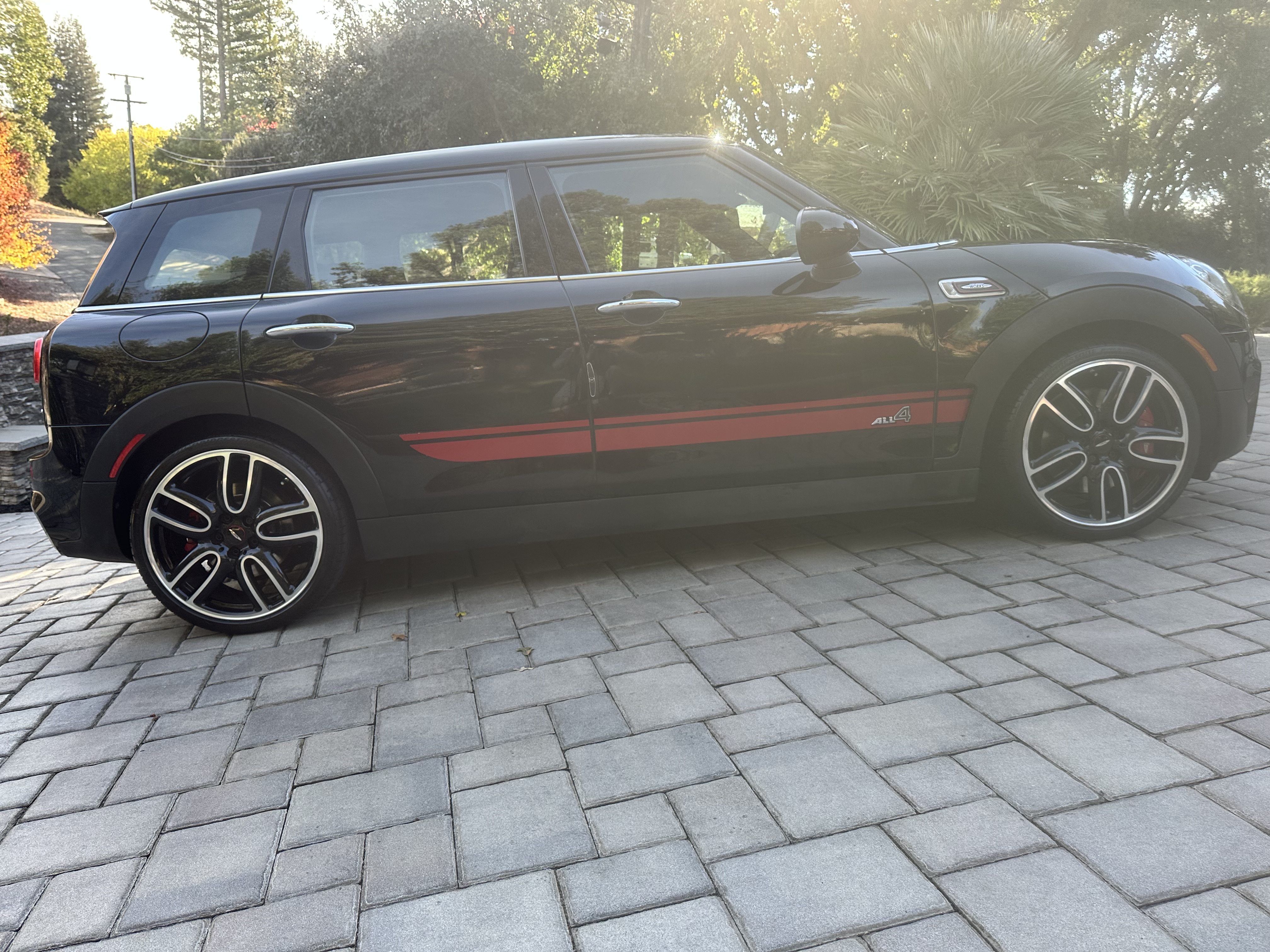 Used 2019 MINI Cooper Clubman John Cooper Works AWD/4WD image 2