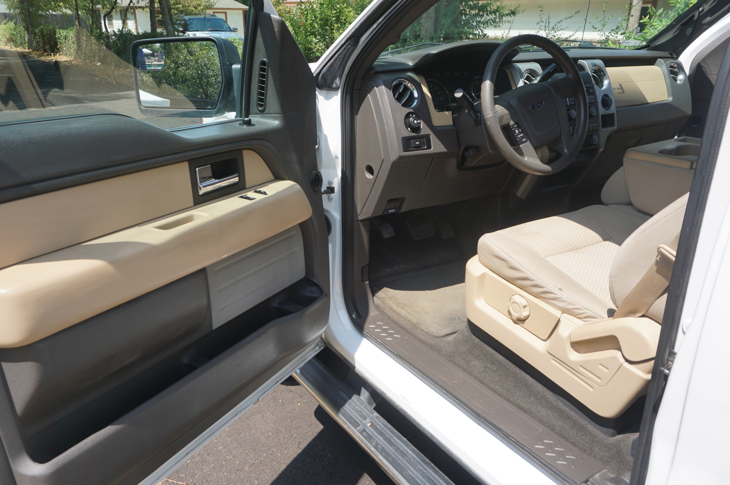 Used 2012 Ford F150 XLT RWD image 17