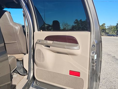 Used 2002 Ford Excursion Limited image 26