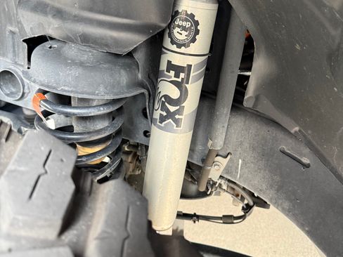 Used 2021 Jeep Wrangler Unlimited Rubicon 4xe w/ Steel Bumper Group image 14