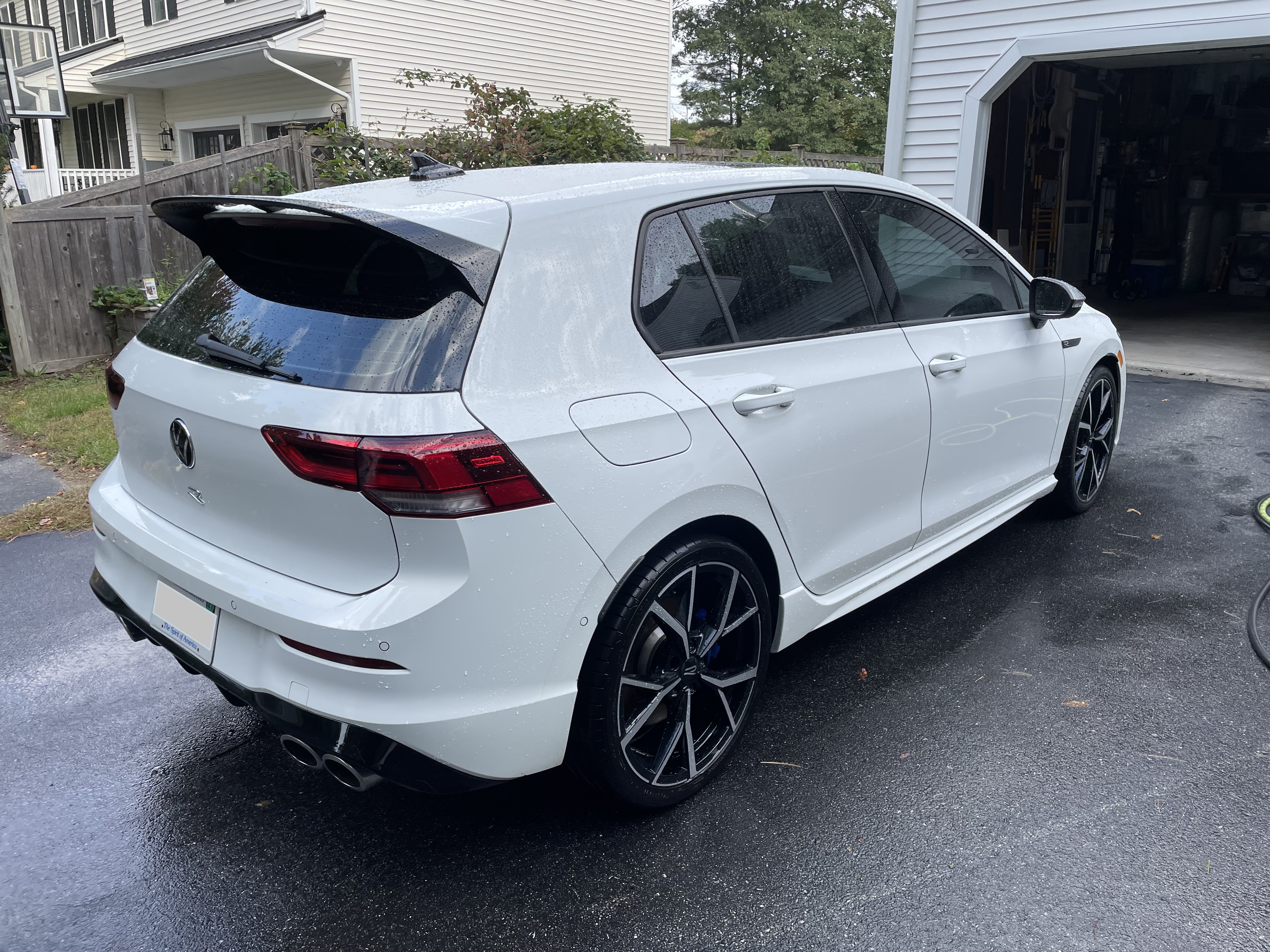 Used 2024 Volkswagen Golf R AWD/4WD image 1