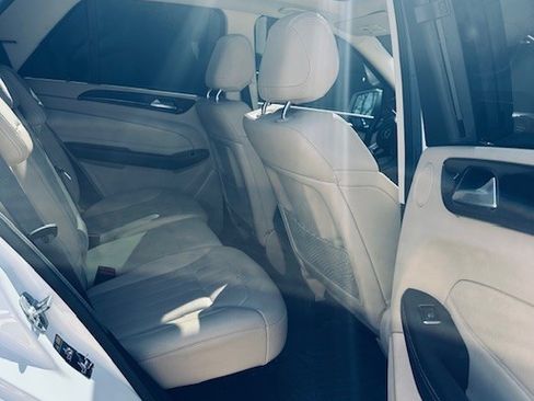 Used 2017 Mercedes-Benz GLE 350 4MATIC image 11