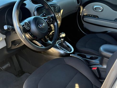 Used 2018 Kia Soul image 10